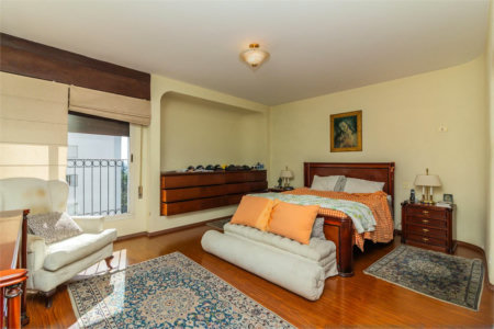 Apartamento à venda com 4 quartos, sendo 3 suítes, em Vila Andrade, São Paulo, SP