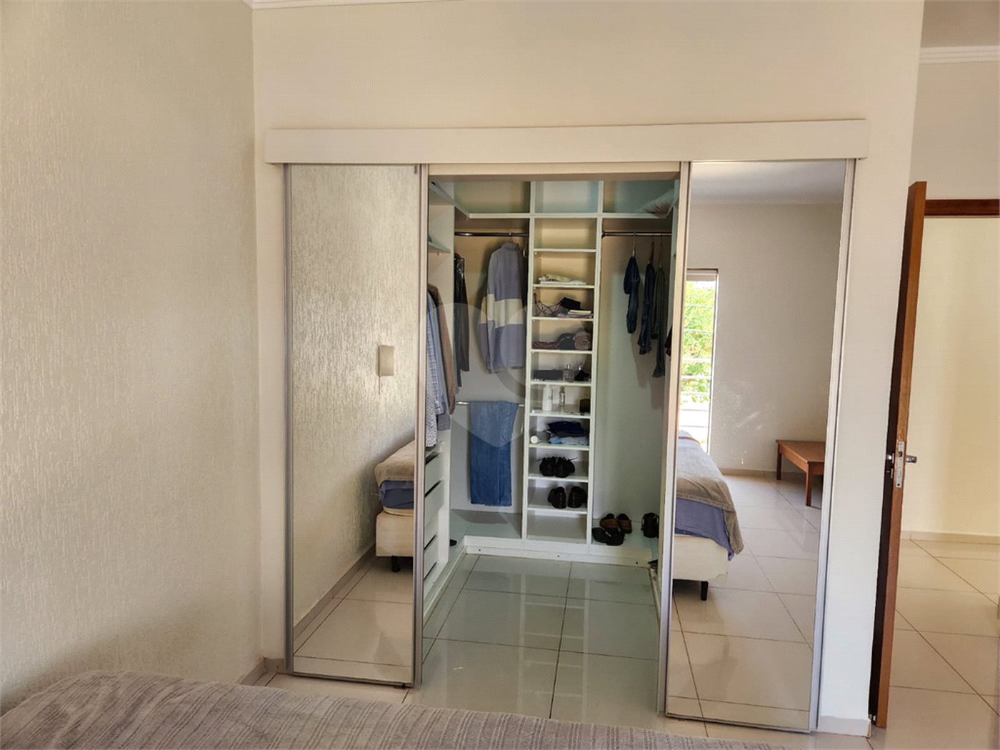 Casa à venda ou para alugar com 3 quartos, sendo 1 suíte, em Jardim Primavera, Araraquara, SP