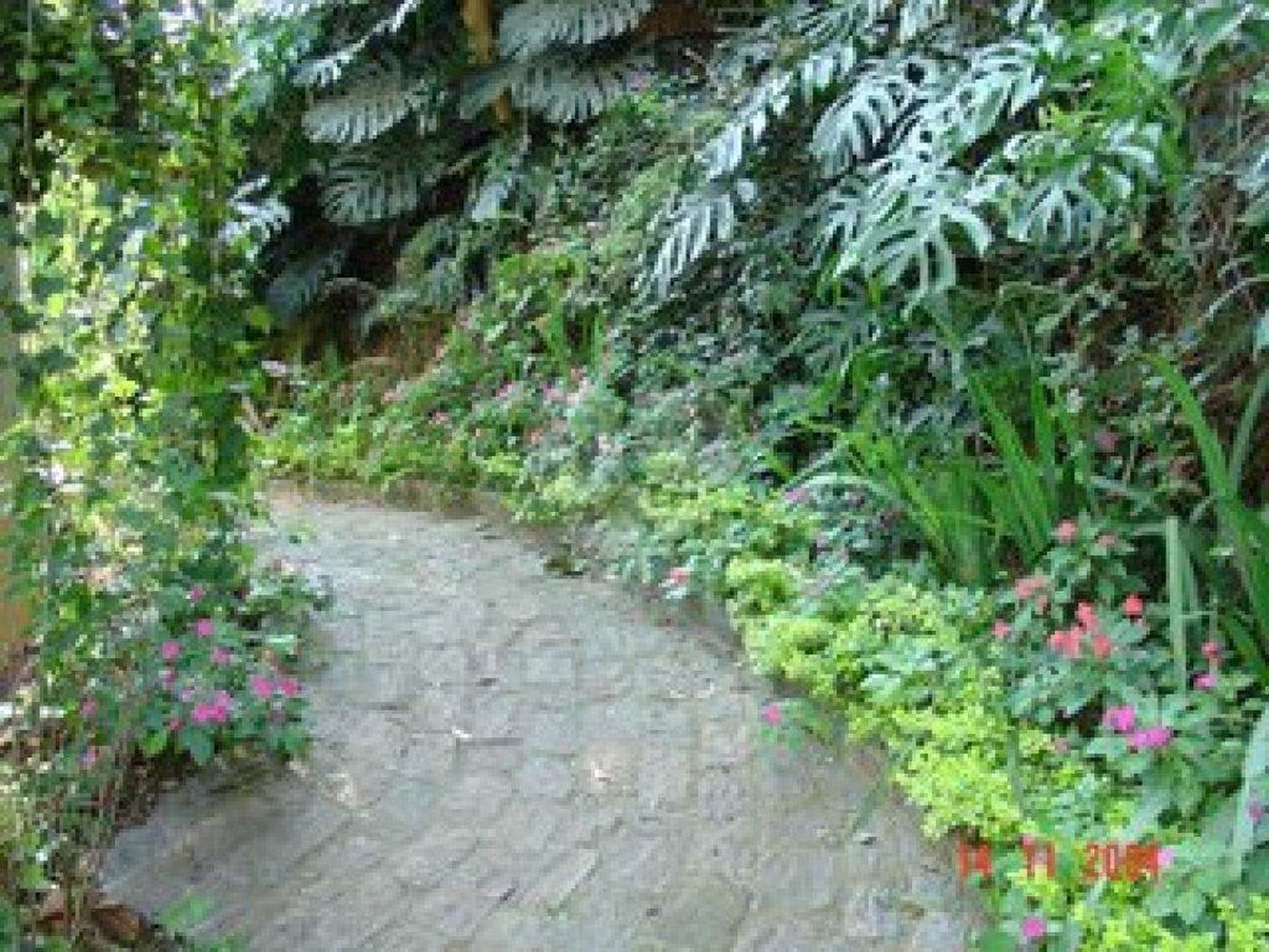 Casa à venda ou para alugar com 5 suítes em Jardim São Bento, São Paulo, SP