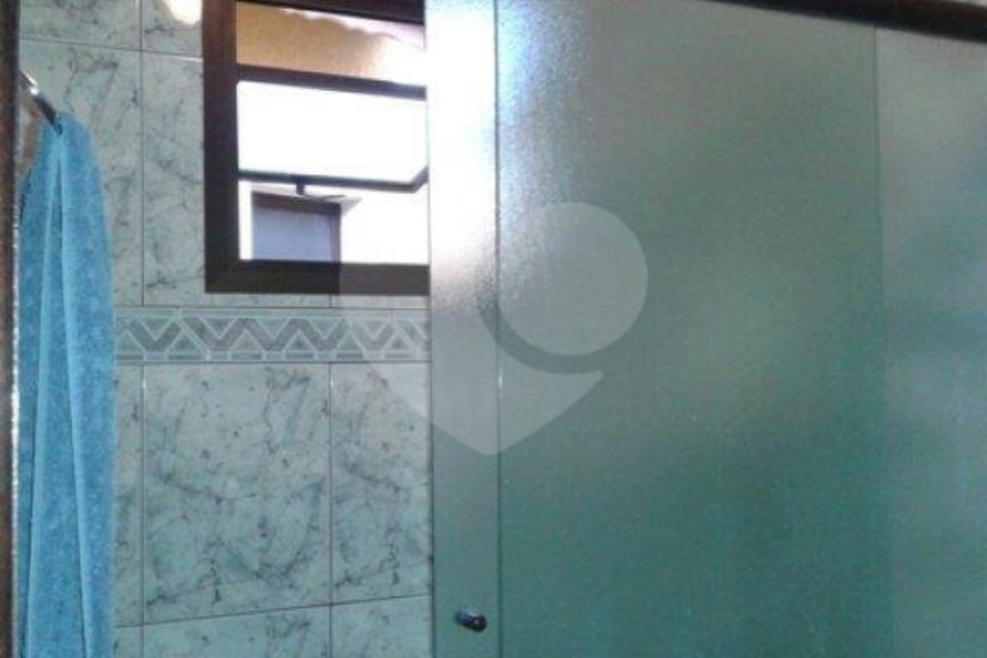 Sobrado à venda com 3 quartos, sendo 1 suíte, em Tremembé, São Paulo, SP