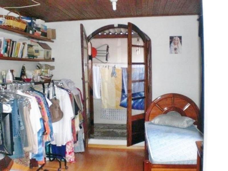Sobrado à venda com 3 quartos em Jardim Peri, São Paulo, SP