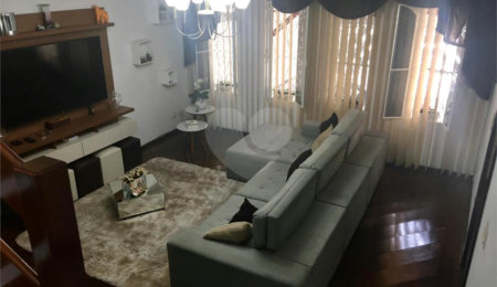 Sobrado à venda com 3 quartos em Vila Galvão, Guarulhos, SP