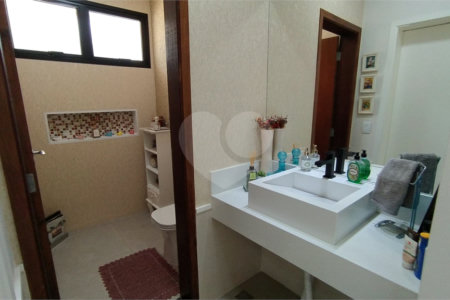 Casa à venda com 3 suítes no condomínio Reserva dos Vinhedos, Louveira - SP