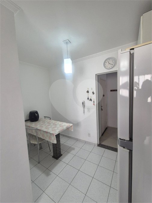 Apartamento à venda com 3 quartos, sendo 1 suíte,  em Parque Santana, Mogi das Cruzes, SP