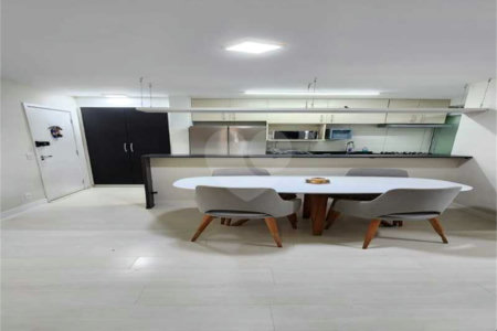 Apartamento à venda com 2 quartos, sendo 1 suíte,  em Parque Reboucas, São Paulo, SP