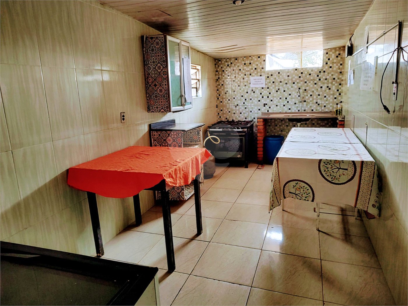 Casa à venda ou para alugar com 9 quartos, sendo 5 suítes, no condomínio Residencial Rio Verde, Araçoiaba da Serra - SP