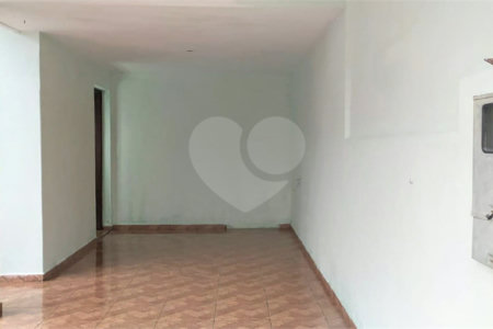 Casa à venda com 3 quartos, sendo 1 suíte, no Centro, Itapetininga, SP