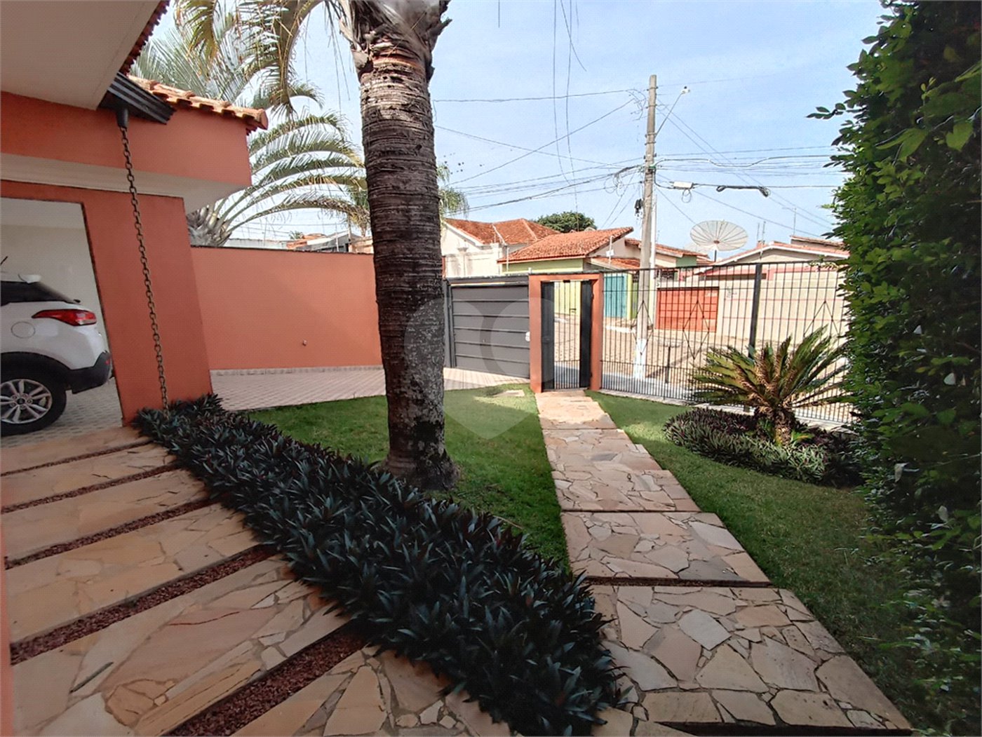 Casa à venda com 3 quartos, sendo 1 suíte, em Vila Rosa, Itapetininga, SP