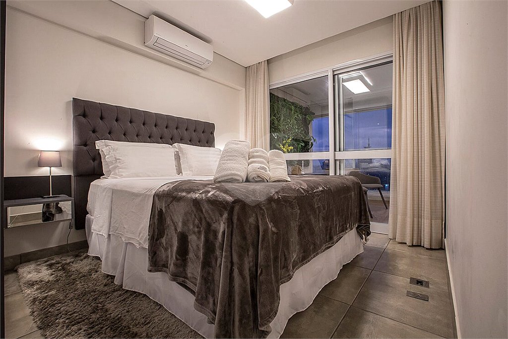 Apartamento à venda com 1 suíte em Pinheiros, São Paulo, SP