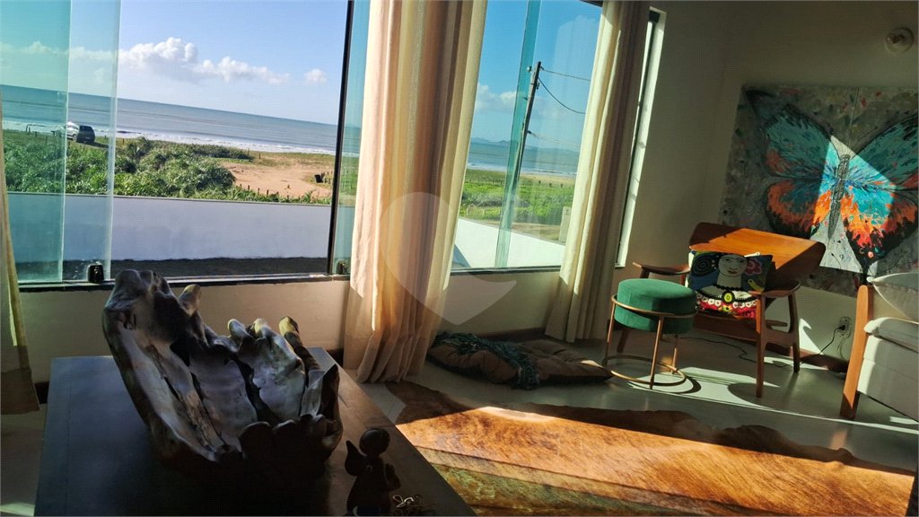 Casa à venda com 5 quartos, sendo 2 suítes, em Long Beach (tamoios), Cabo Frio, RJ
