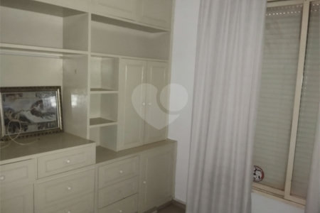 Apartamento à venda com 3 quartos, sendo 1 suíte, no Centro, Araraquara, SP