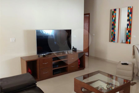 Casa à venda com 4 suítes no condomínio Jardins D'icaraí, Salto - SP