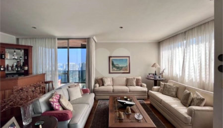 Apartamento à venda com 4 quartos, sendo 2 suítes,  em Vila Suzana, São Paulo, SP