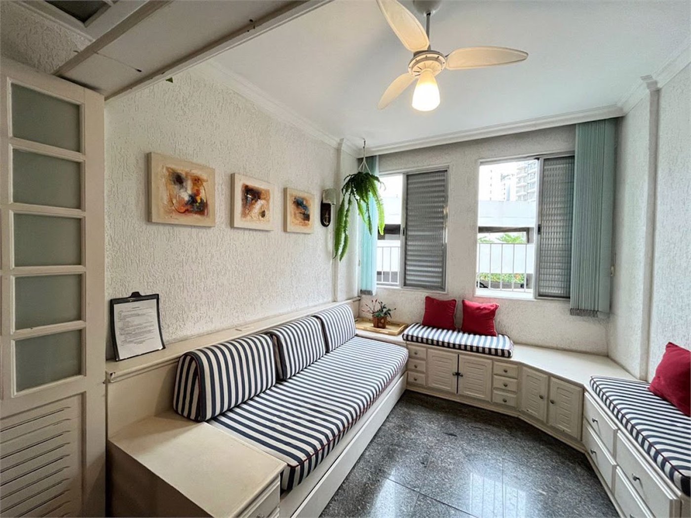 Apartamento Residencial à venda, Barra Funda, Guarujá - AP0179.
