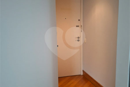 Apartamento para alugar com 2 quartos, sendo 1 suíte, em Cerqueira César, São Paulo, SP
