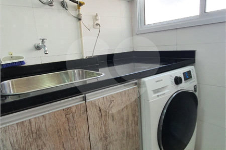 Apartamento à venda com 2 quartos, sendo 1 suíte,  em Jardim Monte Kemel, São Paulo, SP