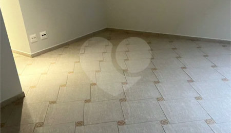 Casa para alugar com 2 quartos, sendo 1 suíte,  em Campo Limpo, São Paulo, SP