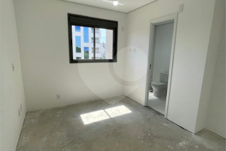 Apartamento à venda com 3 suítes em Jardim Bebedouro, Guarulhos, SP
