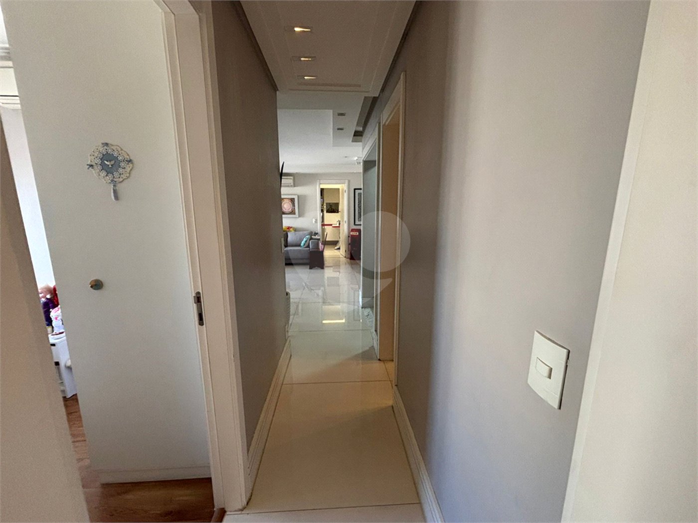 Apartamento à venda com 3 quartos, sendo 1 suíte,  em Santo Amaro, São Paulo, SP