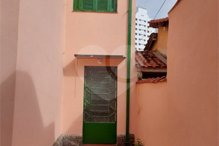 Sobrado à venda com 3 quartos em Vila Gumercindo, São Paulo, SP