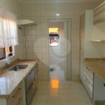Apartamento à venda com 3 quartos, sendo 1 suíte, em Vila Oliveira, Mogi das Cruzes, SP