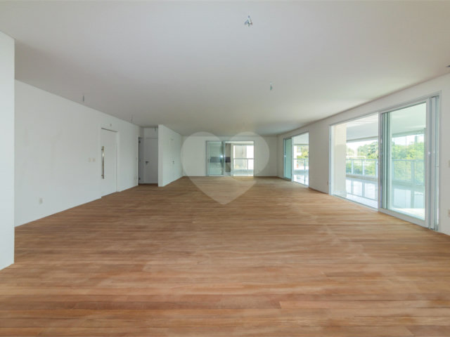 Apartamento à venda com 4 suítes em Ibirapuera, São Paulo, SP