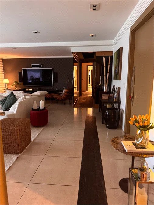 Apartamento à venda com 3 suítes em Vila Andrade, São Paulo, SP