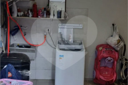 Casa à venda com 4 suítes no condomínio Osato, Atibaia - SP