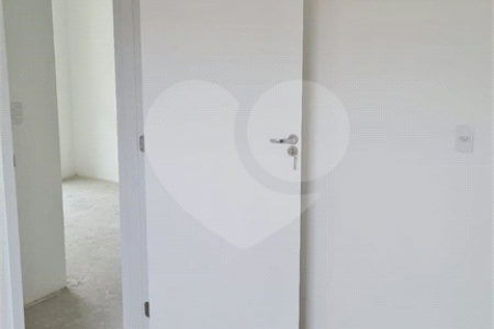 Apartamento à venda com 3 quartos, sendo 1 suíte, em Vila Galvão, Guarulhos, SP