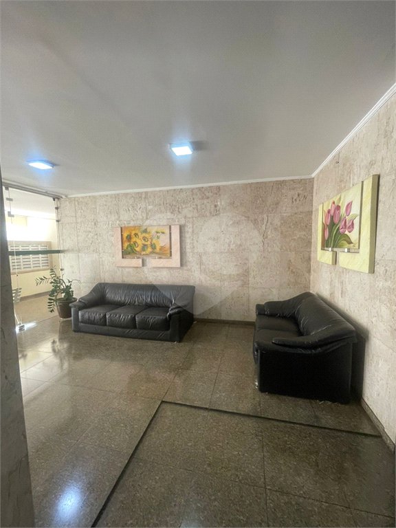 Apartamento à venda com 3 quartos, sendo 1 suíte, em Vila Nivi, São Paulo, SP