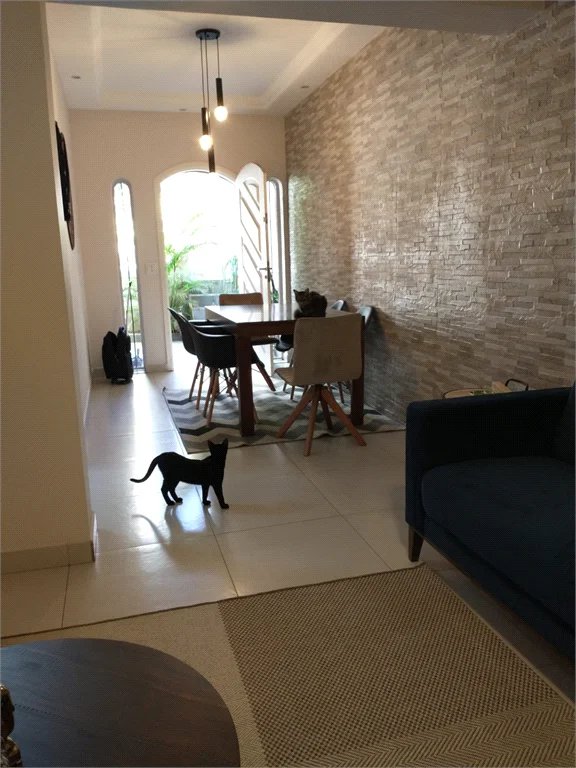 Sobrado à venda com 3 quartos, sendo 1 suíte, em Vila Ipojuca, São Paulo, SP