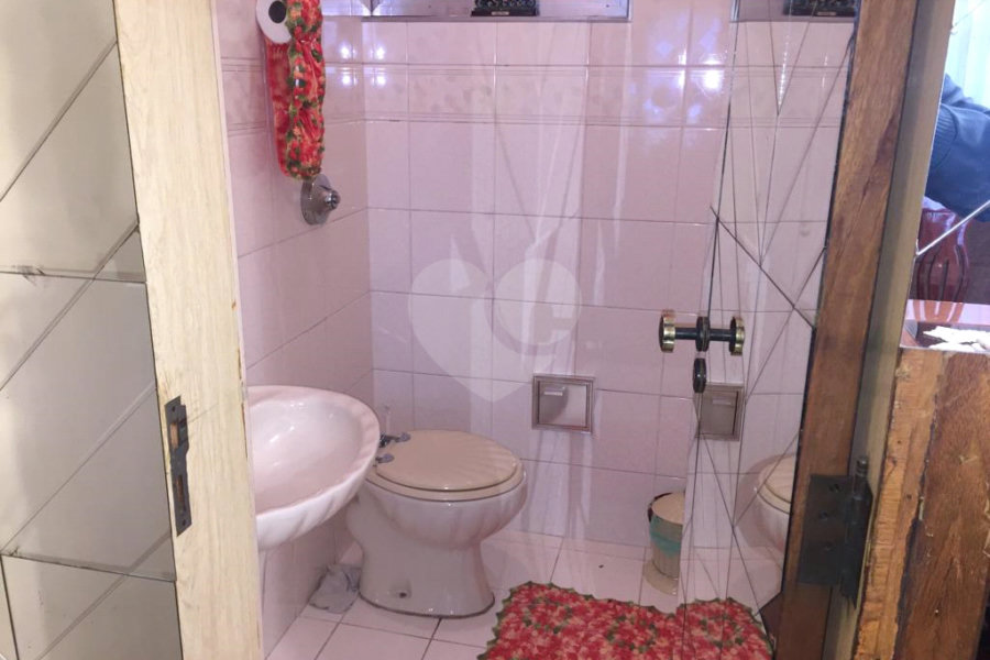 Sobrado à venda ou para alugar com 3 quartos, sendo 1 suíte, em Anália Franco, São Paulo, SP