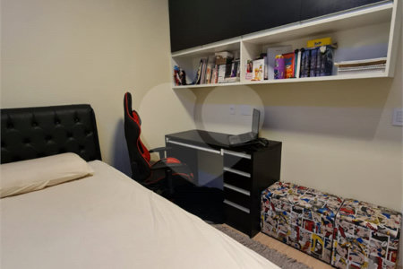 Apartamento à venda com 3 quartos, sendo 1 suíte, em Vila Dom Pedro I, São Paulo, SP
