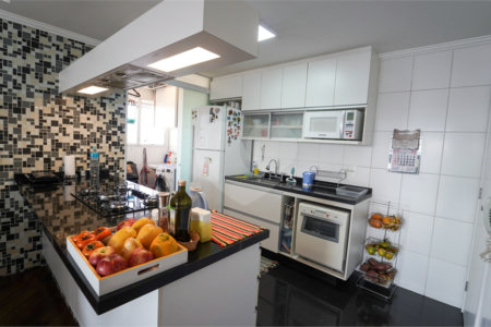 Apartamento à venda com 3 quartos, sendo 1 suíte, em Vila Guarani (z Sul), São Paulo, SP