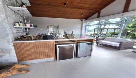 Casa para alugar com 4 suítes no condomínio Alpes da Cantareira, Mairiporã - SP