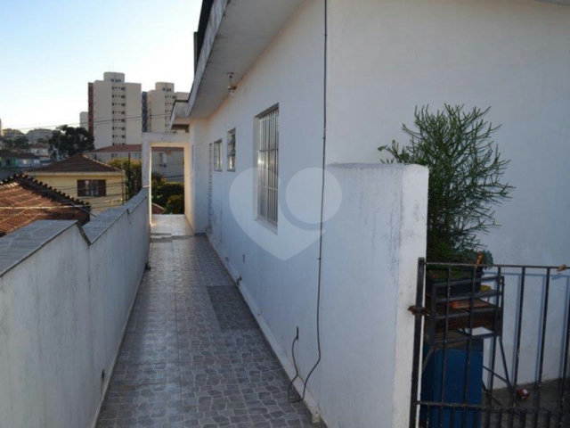 Sobrado à venda com 2 quartos em Vila Nivi, São Paulo, SP