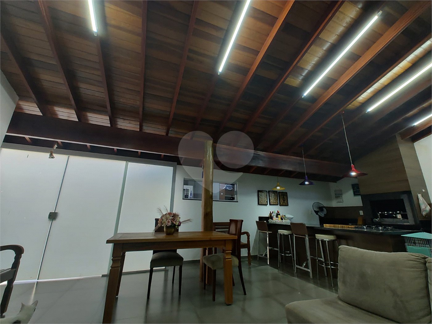 Casa à venda com 3 quartos, sendo 1 suíte, no Centro, Araraquara, SP