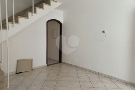 Sobrado à venda com 3 quartos em Jaguaré, São Paulo, SP