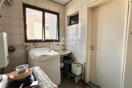 Apartamento à venda com 4 quartos, sendo 1 suíte,  em Vila Mariana, São Paulo, SP