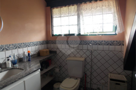 Sobrado para alugar com 3 quartos, sendo 1 suíte, em Condomínio Portal dos Nobres, Atibaia, SP