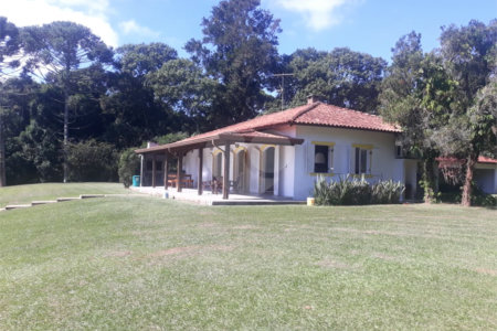 Chácara à venda com 3 quartos, sendo 2 suítes,  em Vila Darcy Penteado (mailasqui), São Roque, SP