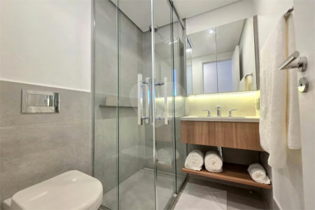 Apartamento à venda ou para alugar com 2 quartos, sendo 1 suíte, em Vila Olímpia, São Paulo, SP