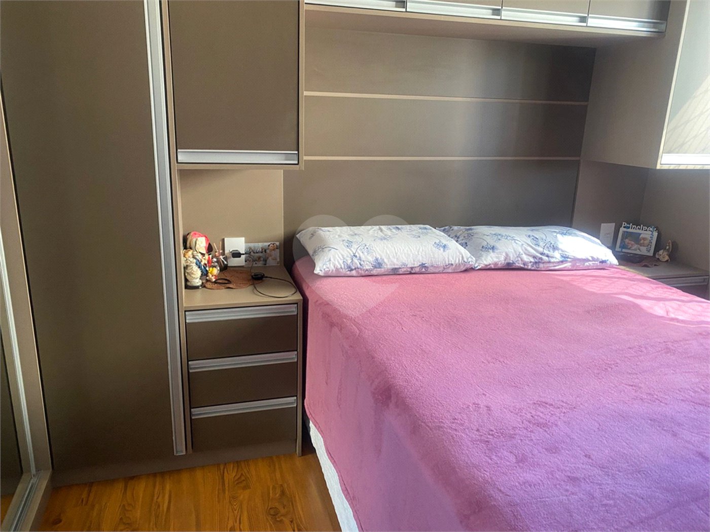 Apartamento à venda com 2 quartos em Vila Galvão, Guarulhos, SP