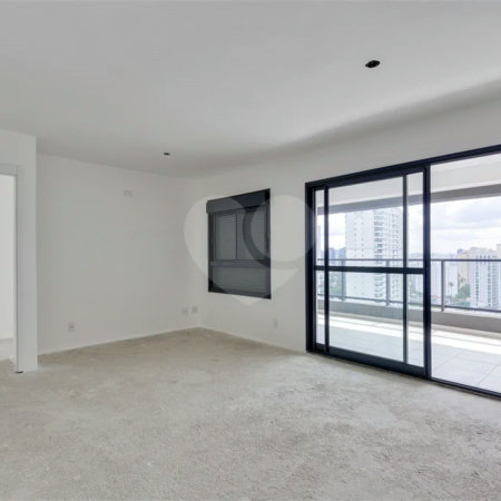 Apartamento à venda com 2 suítes em Santo Amaro, São Paulo, SP
