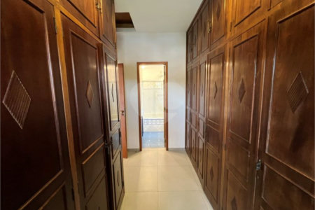 Casa à venda ou para alugar com 4 quartos, sendo 3 suítes, no condomínio Estância Marambaia, Vinhedo - SP