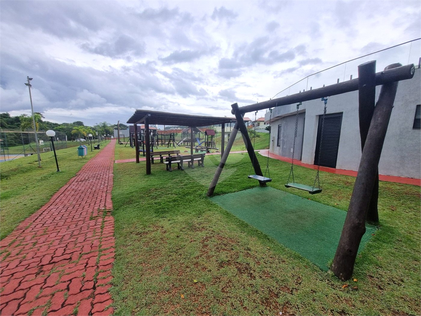 Casa à venda com 3 quartos, sendo 1 suíte, no condomínio Reserva Ipanema I, Sorocaba - SP