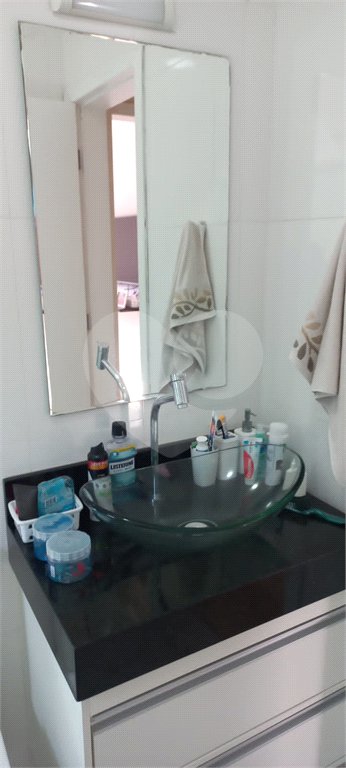 Casa à venda com 3 quartos, sendo 1 suíte, no condomínio Sausalito, Mairiporã - SP