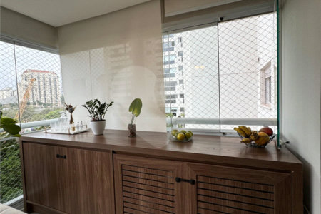 Apartamento à venda com 2 quartos, sendo 1 suíte, em Água Branca, São Paulo, SP