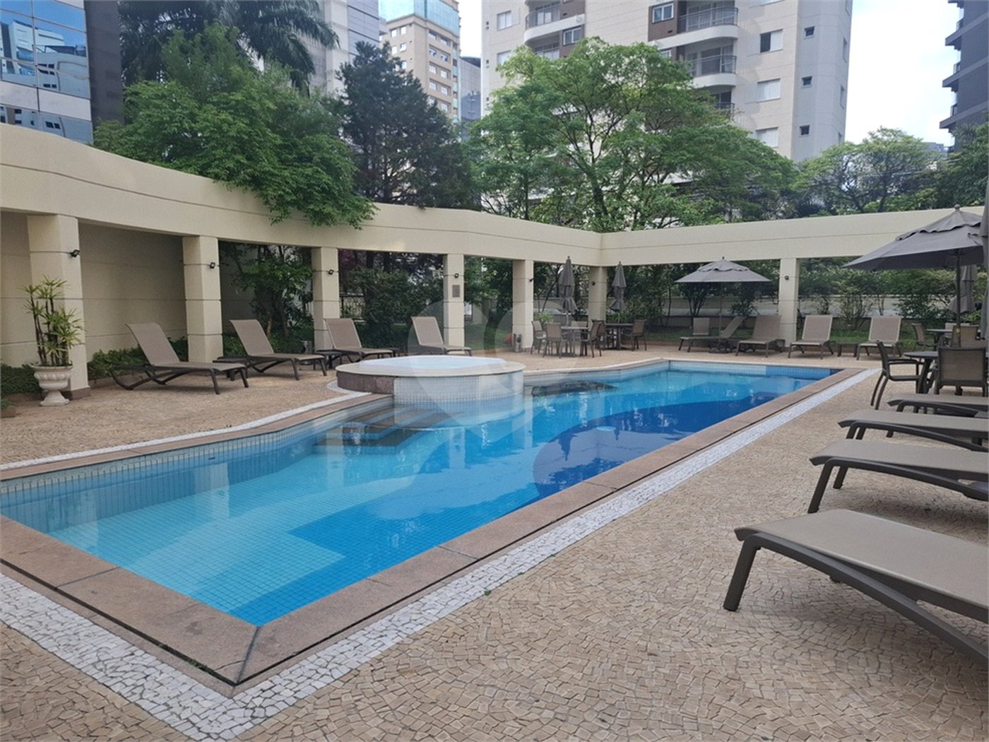 Flat para alugar com 1 suíte em Vila Olímpia, São Paulo, SP