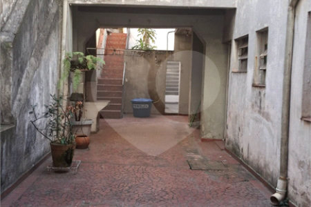 Casa Térrea à venda com 3 quartos em Vila Pompéia, São Paulo, SP